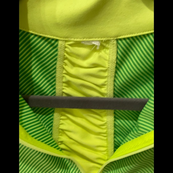 Womens Half Zip Athletic Yoga Jacket. - Picture 2 of 3